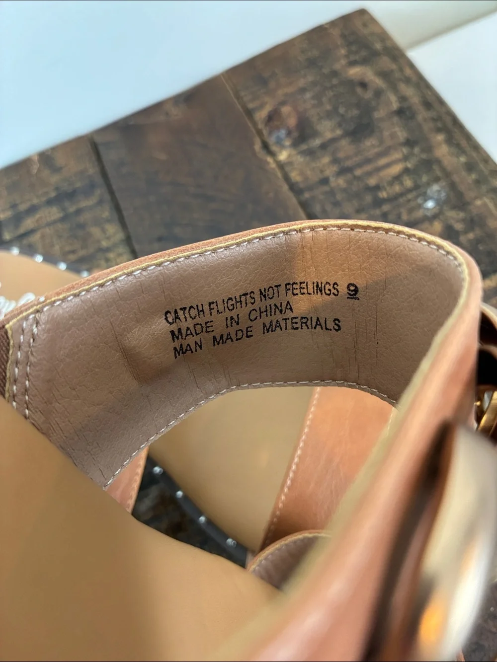 NWoT Hey Girl Corky’s Women’s 9 Tan Slide Sandals Chunky Gold Chain Studs Flat